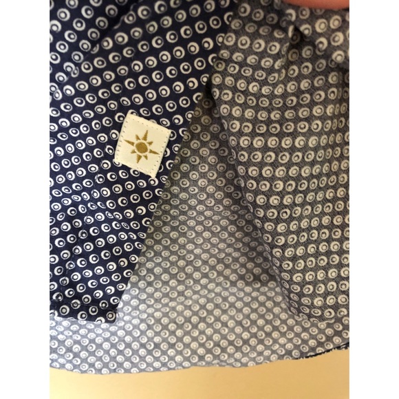 EUC Men’s Large short sleeve button up! - Picture 3 of 4